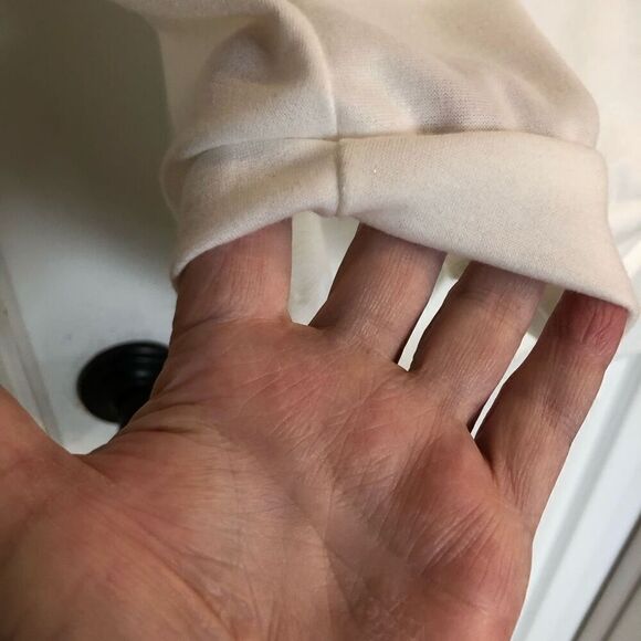 SEW IN LOVE - 🎉HP🎉 NWOT - L Sz Small Banded Hem White Tee. OVERSIZED - Picture 7 of 10